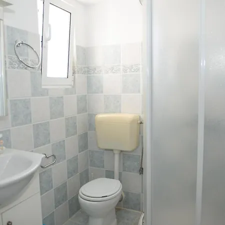 Дом отдыха Bayview Andros *